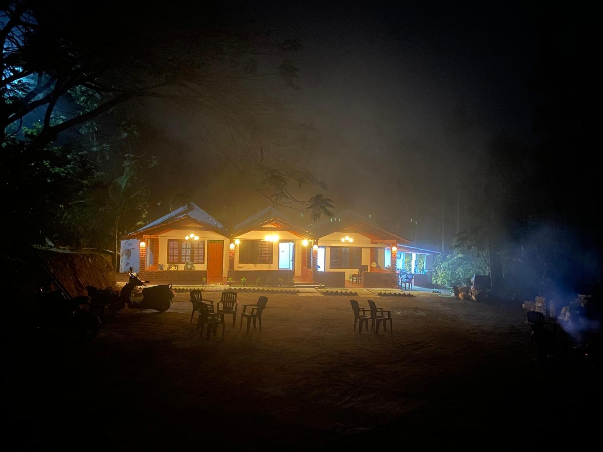 Koodige Stays Mudigere Exterior photo
